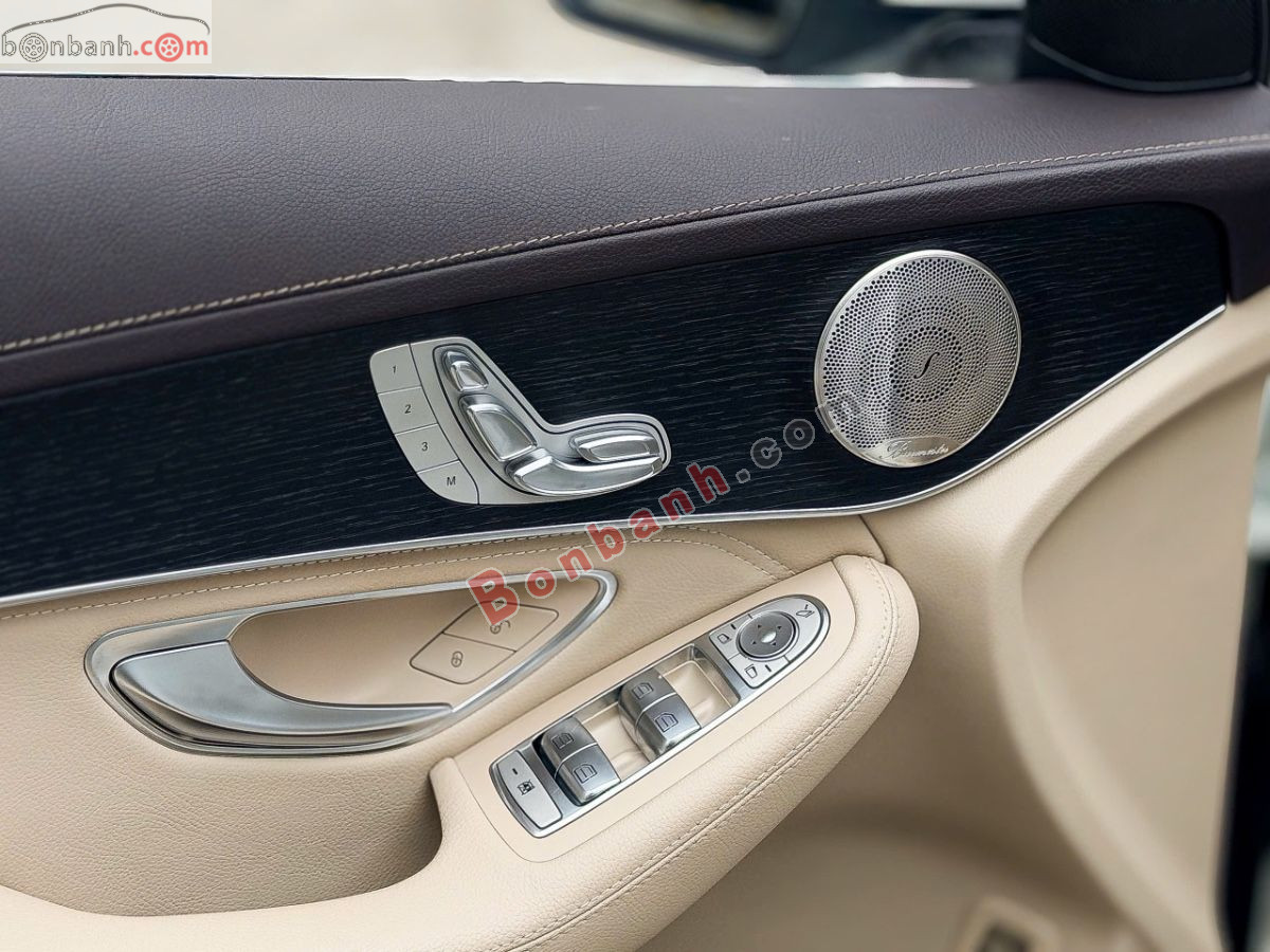 Bán ô tô Mercedes Benz GLC 300 4Matic - 2021 - xe cũ