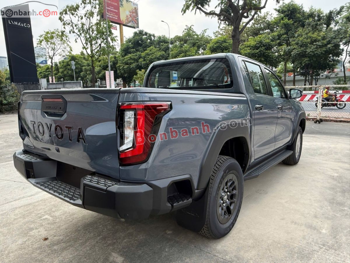 Bán ô tô Toyota Hilux Pro 2.8L 4x2 AT - 2026 - xe mới