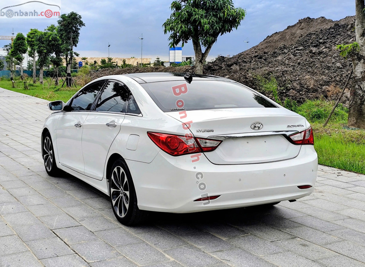 Bán ô tô Hyundai Sonata 2.0 AT - 2011 - xe cũ