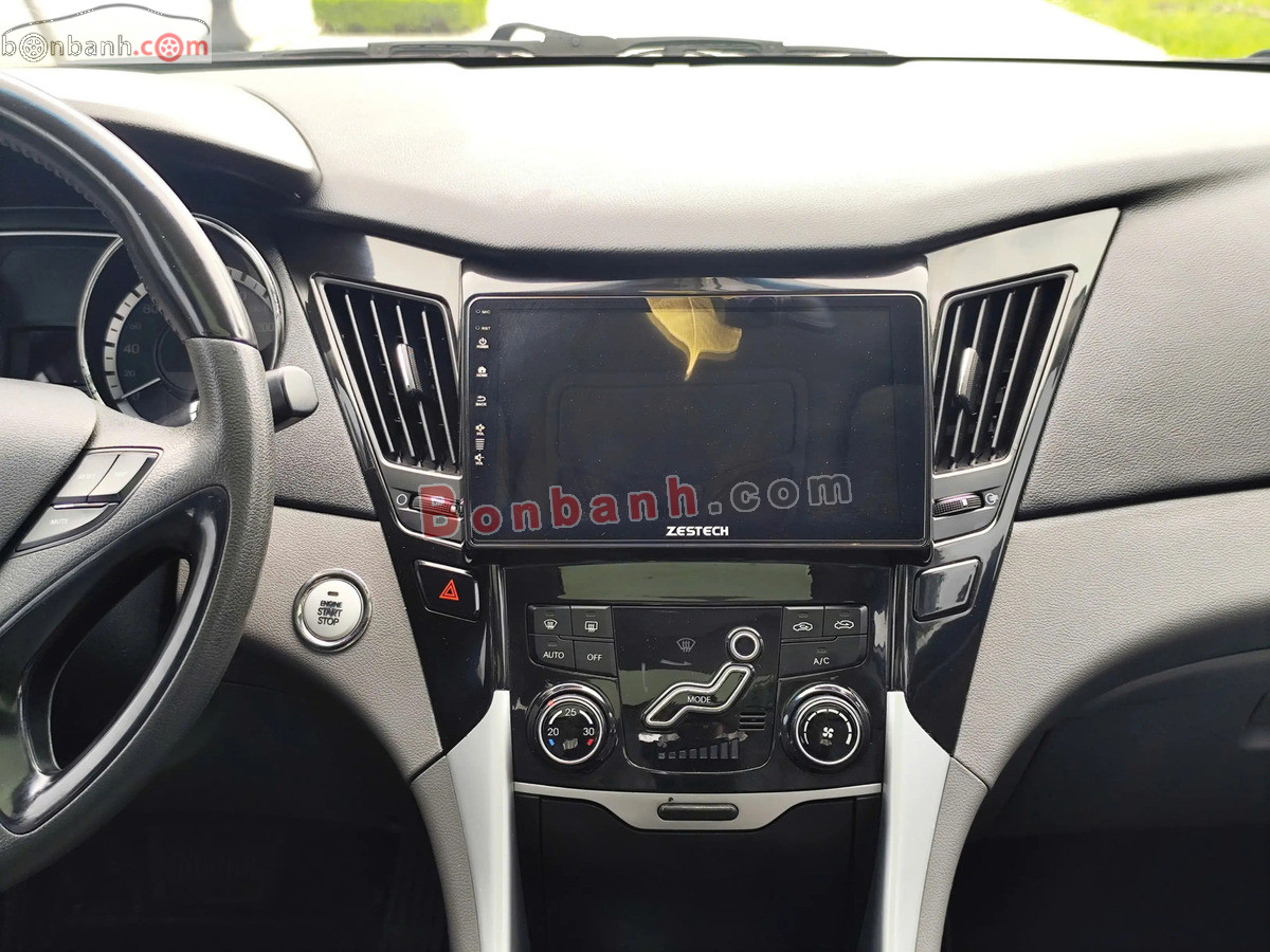 Bán ô tô Hyundai Sonata 2.0 AT - 2011 - xe cũ