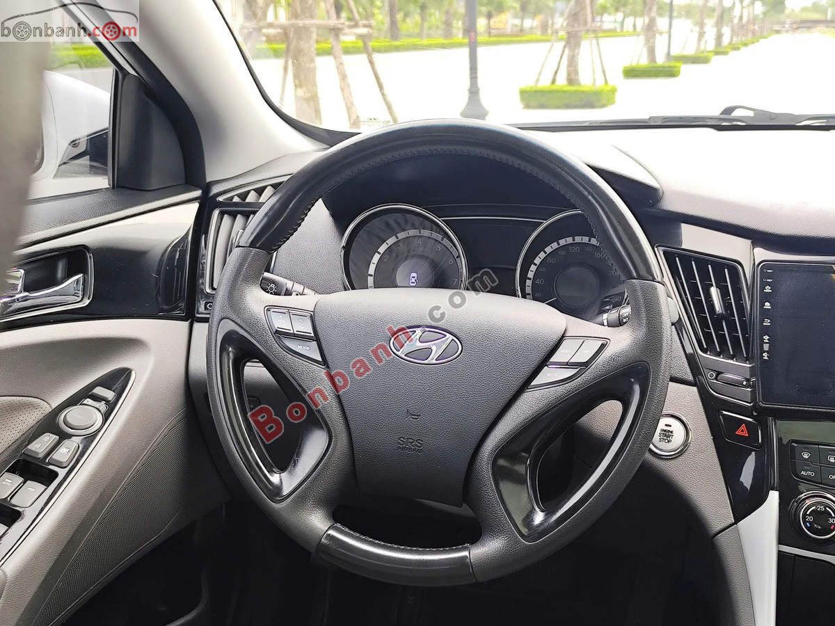 Bán ô tô Hyundai Sonata 2.0 AT - 2011 - xe cũ
