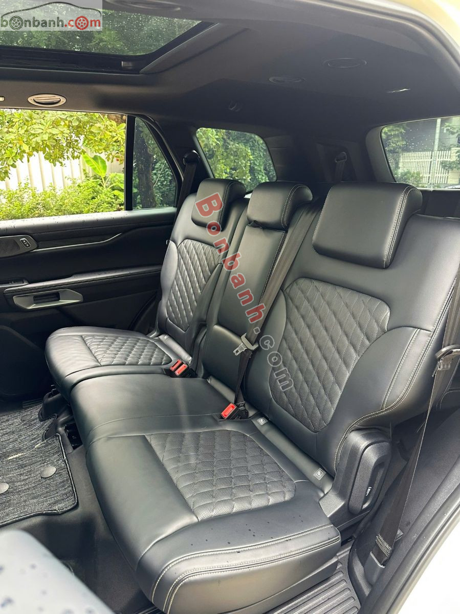 Bán ô tô Ford Everest Platinum 2.0L 4x4 AT - 2024 - xe cũ