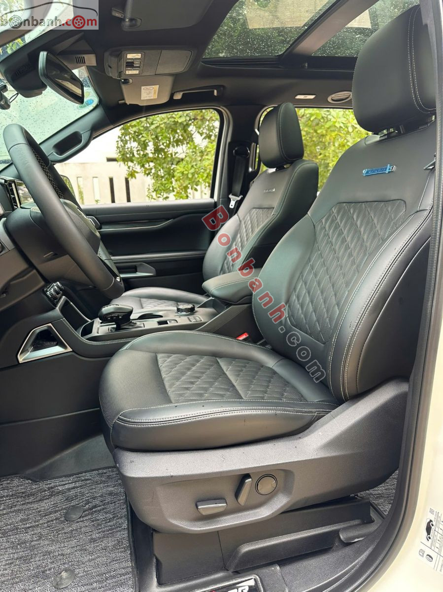 Bán ô tô Ford Everest Platinum 2.0L 4x4 AT - 2024 - xe cũ