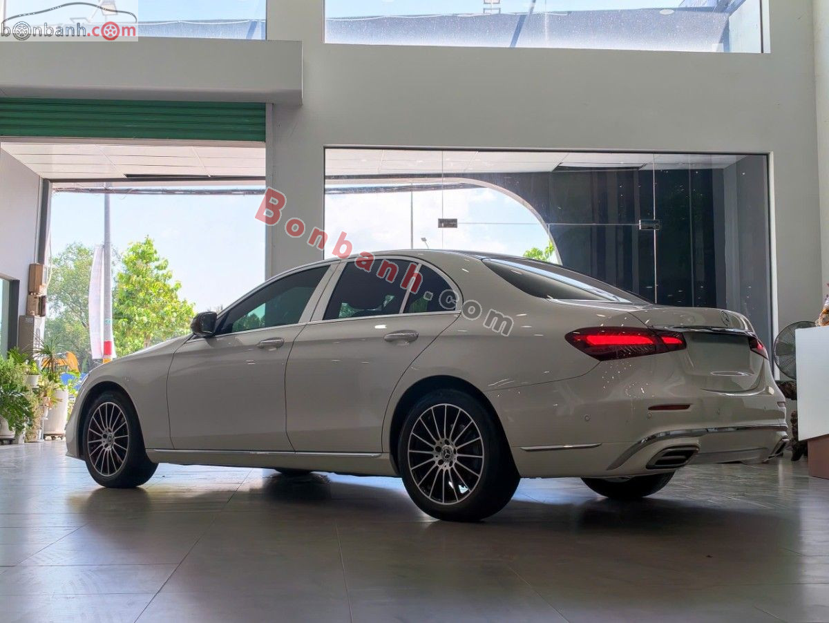 Bán ô tô Mercedes Benz E class E200 Exclusive - 2022 - xe cũ