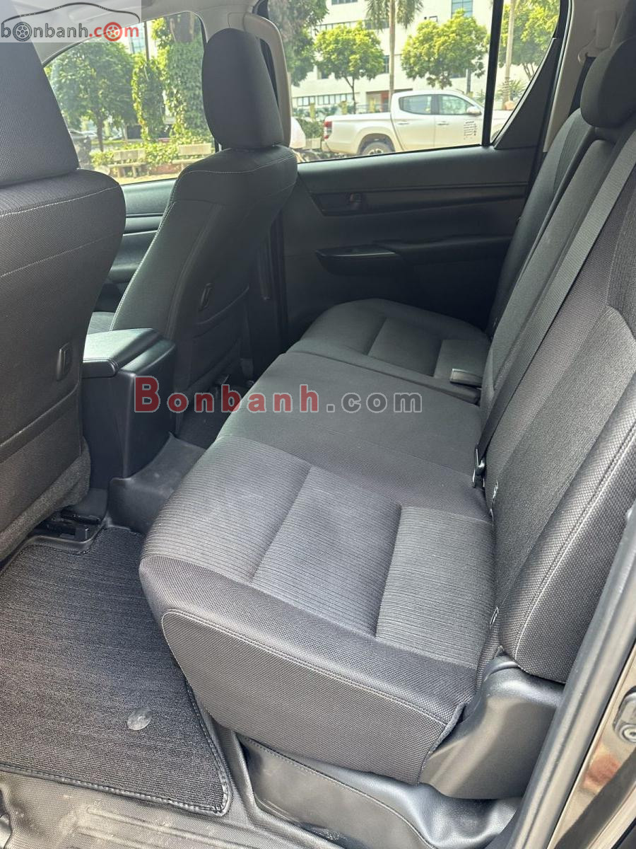Bán ô tô Toyota Hilux 2.4L 4x2 AT - 2024 - xe cũ