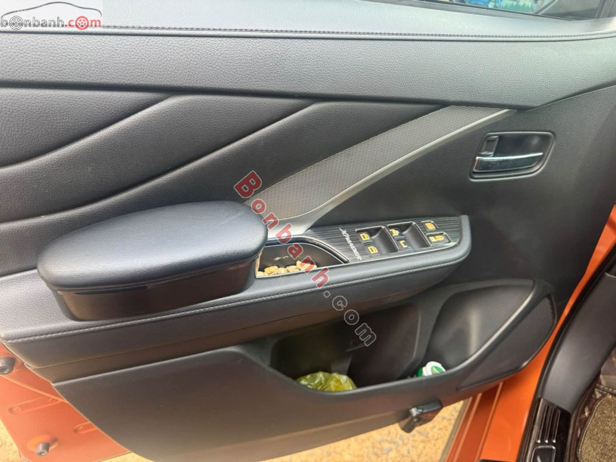 Bán ô tô Mitsubishi Xpander Cross 1.5 AT - 2020 - xe cũ