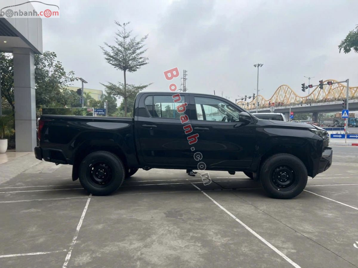 Bán ô tô Toyota Hilux Standard 2.8L 4x2 MT - 2026 - xe mới