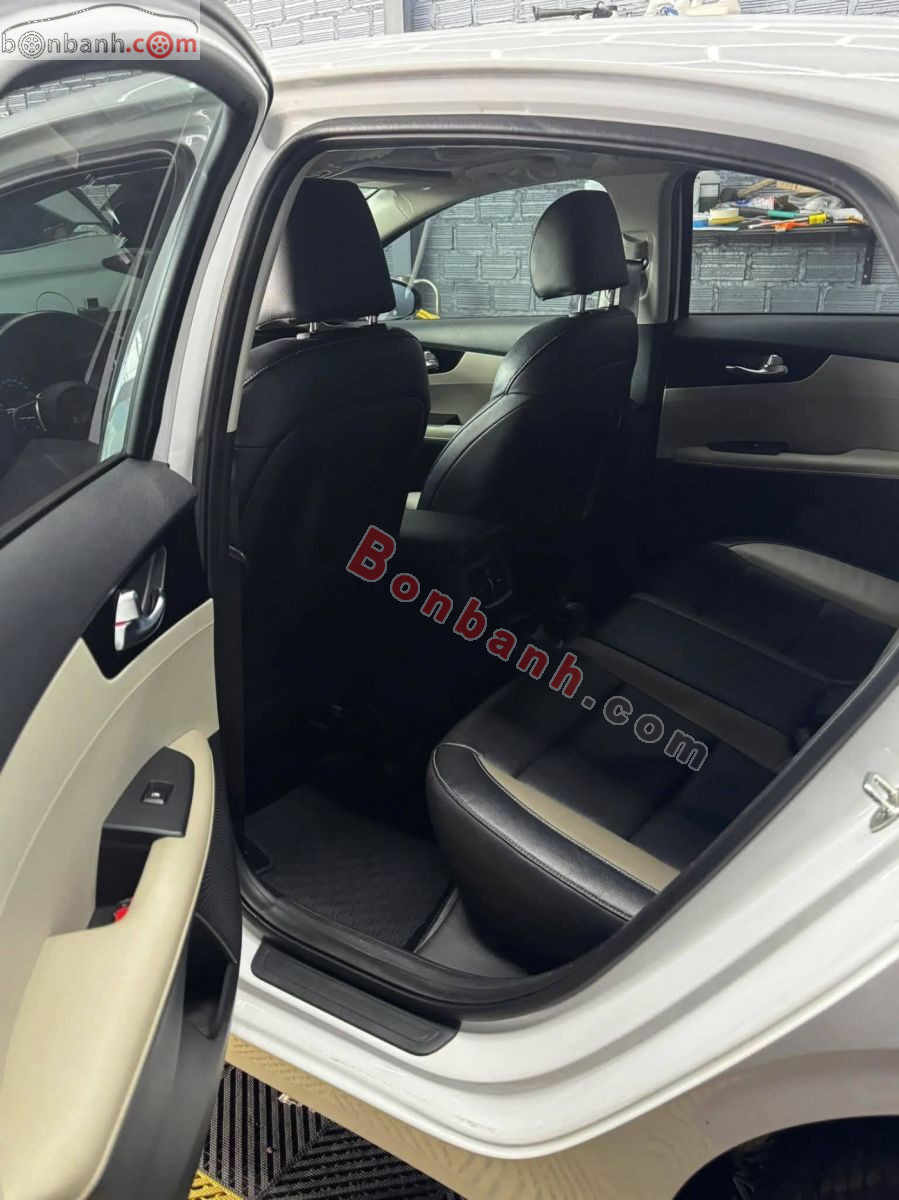 Bán ô tô Kia K3 Luxury 1.6 AT - 2024 - xe cũ