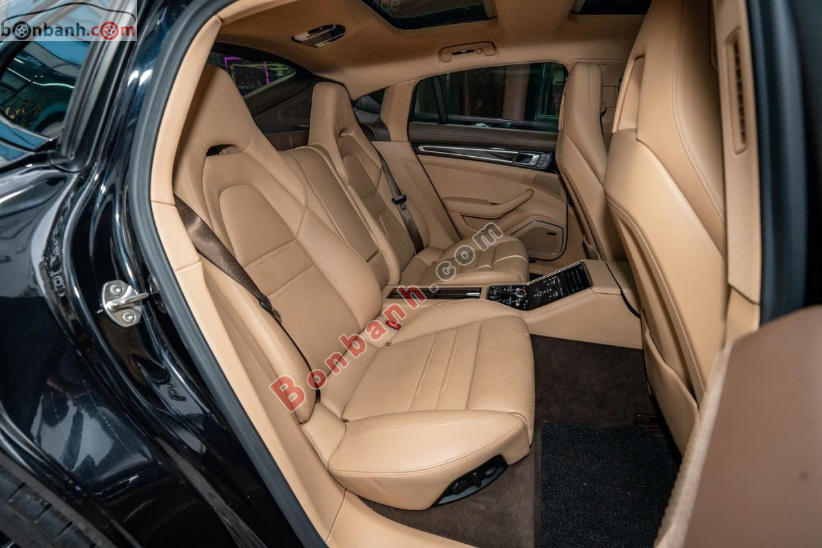 Bán ô tô Porsche Panamera Platinum Edition - 2023 - xe cũ