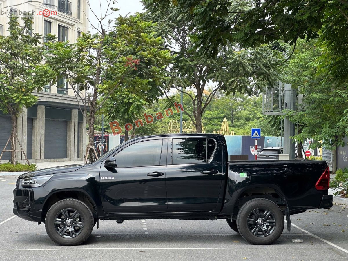 Bán ô tô Toyota Hilux 2.4L 4x2 AT - 2025 - xe cũ