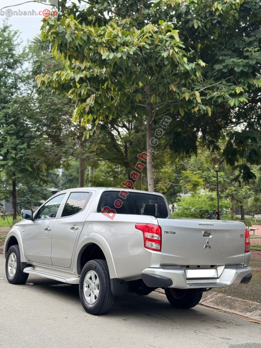 Bán ô tô Mitsubishi Triton 4x2 AT - 2017 - xe cũ