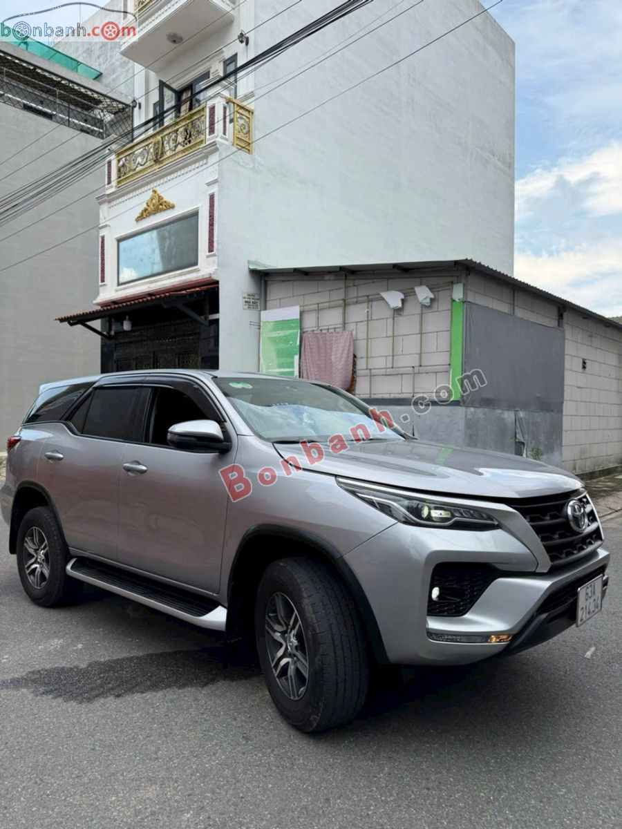 Bán ô tô Toyota Fortuner 2.4L 4x2 MT - 2022 - xe cũ