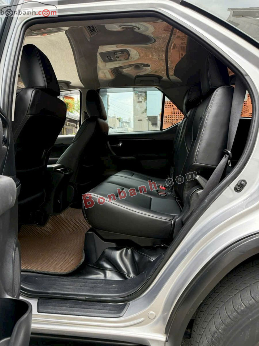 Bán ô tô Toyota Fortuner 2.4L 4x2 MT - 2022 - xe cũ