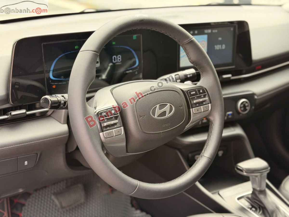 Bán ô tô Hyundai Accent Đặc biệt 1.5 AT - 2024 - xe cũ