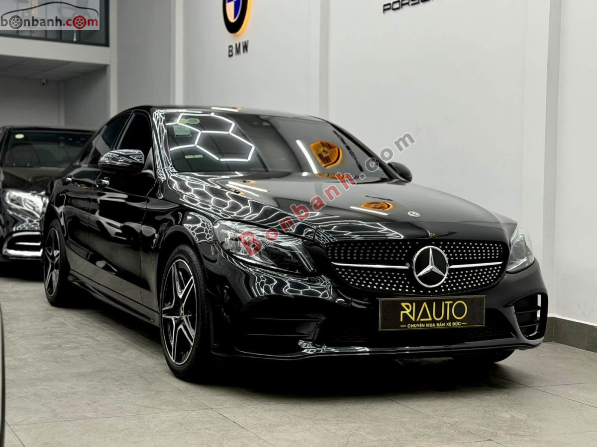 Bán ô tô Mercedes Benz C class C300 AMG - 2020 - xe cũ