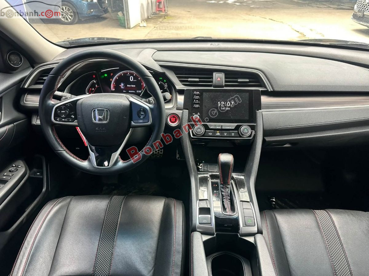 Bán ô tô Honda Civic RS 1.5 AT - 2020 - xe cũ