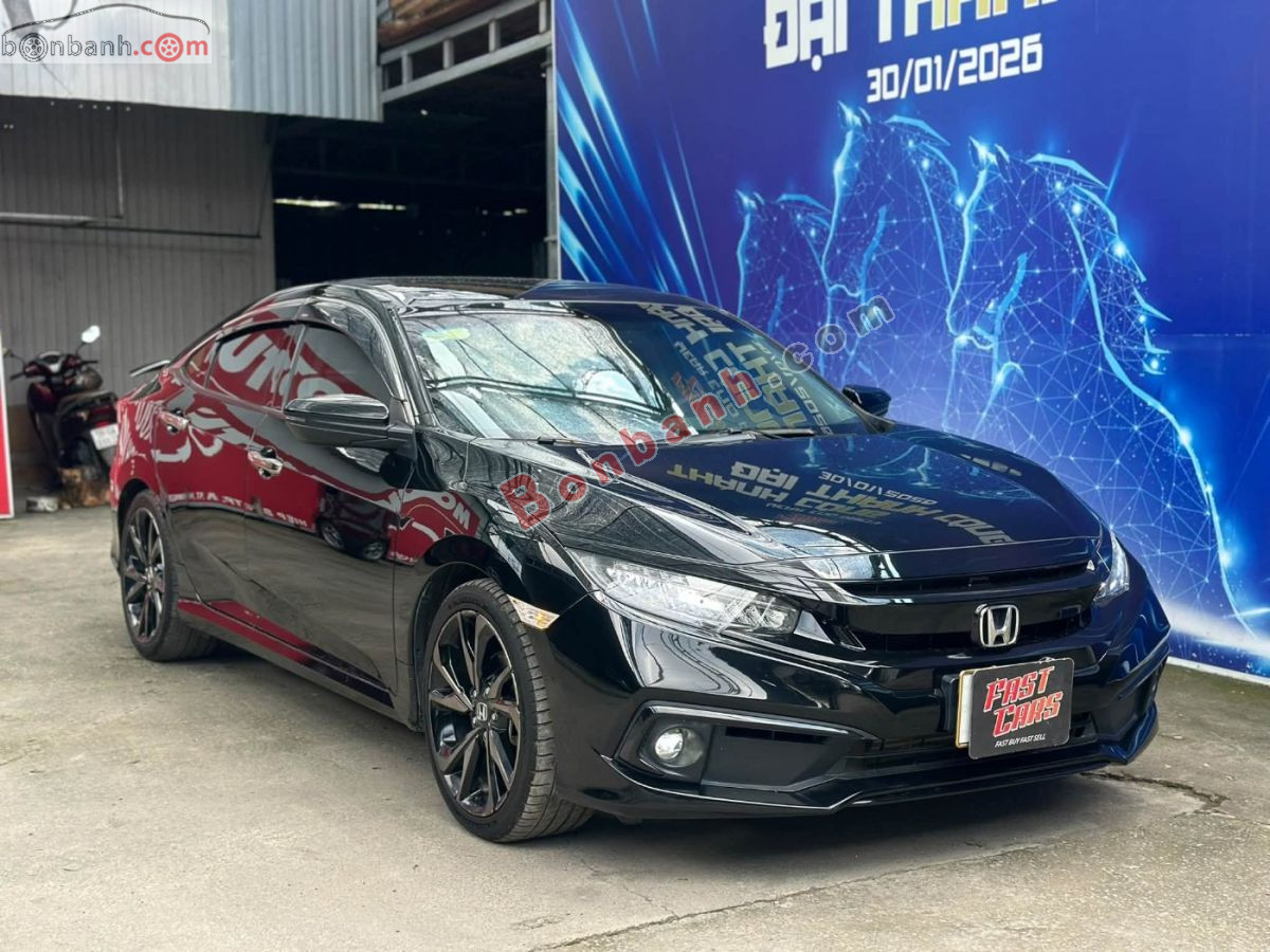 Bán ô tô Honda Civic RS 1.5 AT - 2020 - xe cũ