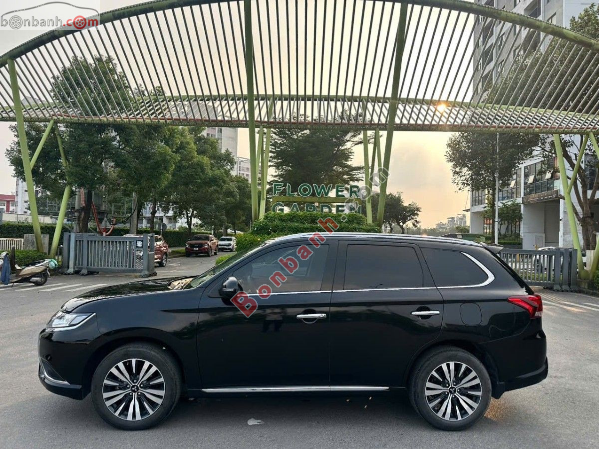 Bán ô tô Mitsubishi Outlander 2.0 CVT - 2024 - xe cũ