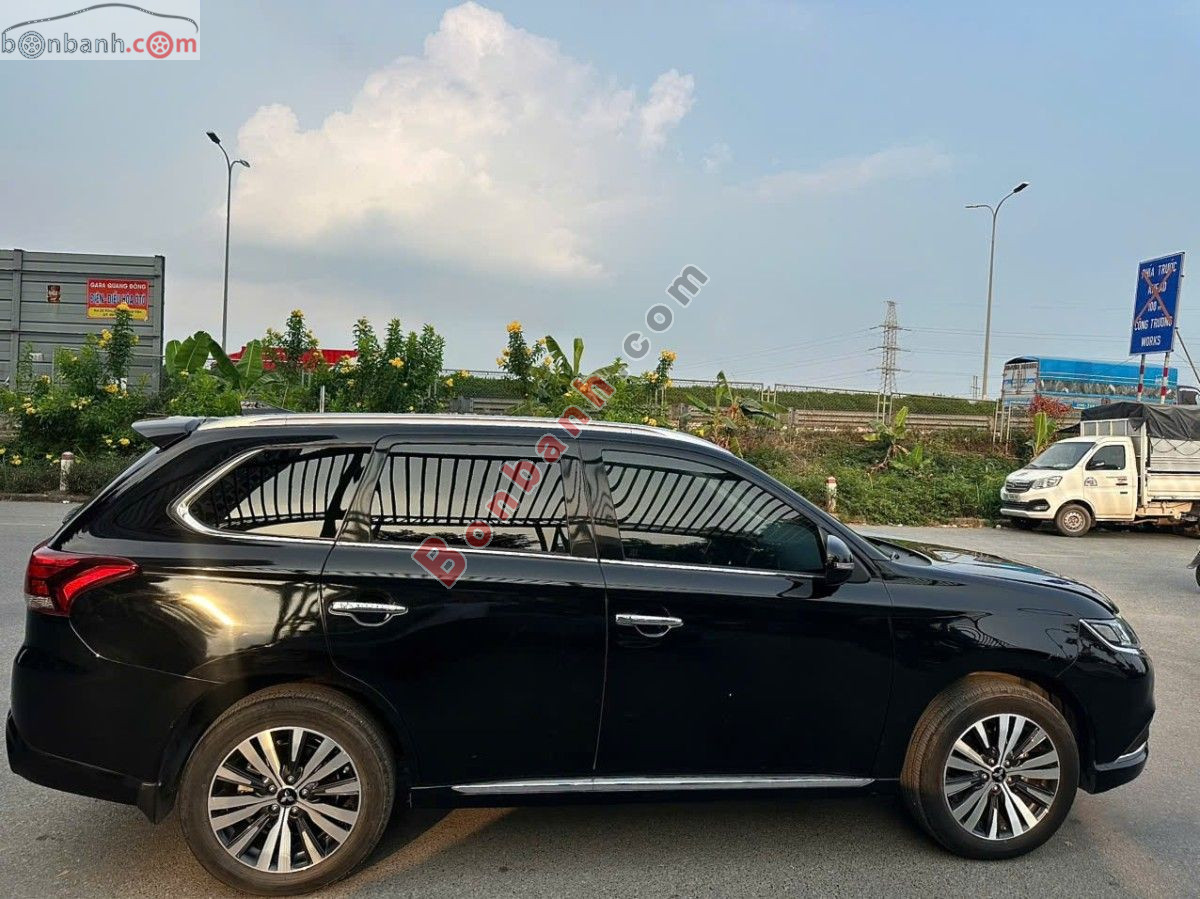 Bán ô tô Mitsubishi Outlander 2.0 CVT - 2024 - xe cũ