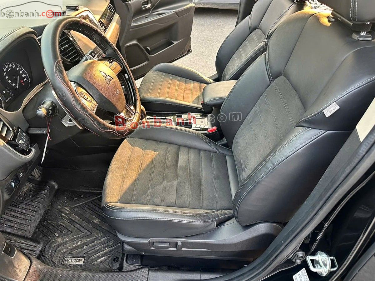 Bán ô tô Mitsubishi Outlander 2.0 CVT - 2024 - xe cũ