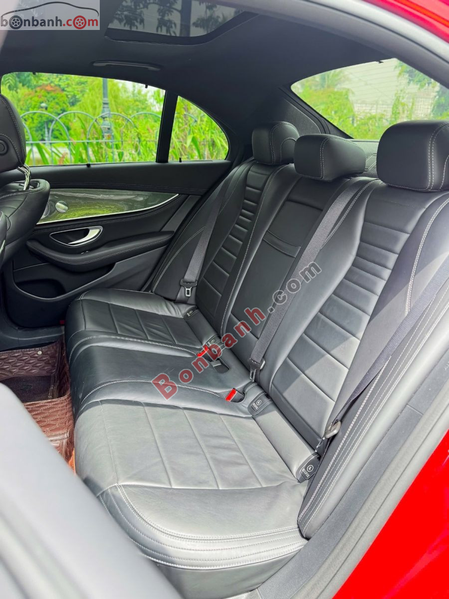 Bán ô tô Mercedes Benz E class E300 AMG - 2019 - xe cũ
