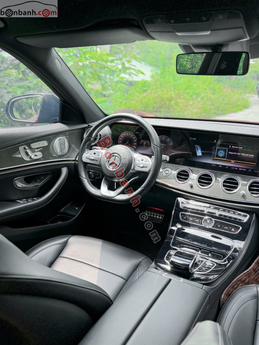 Bán ô tô Mercedes Benz E class E300 AMG - 2019 - xe cũ