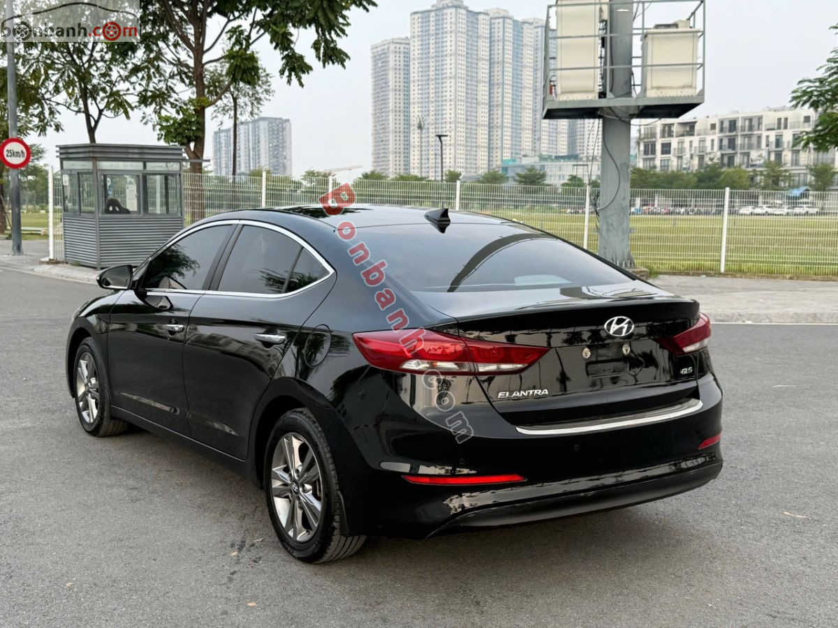 Bán ô tô Hyundai Elantra 1.6 AT - 2018 - xe cũ