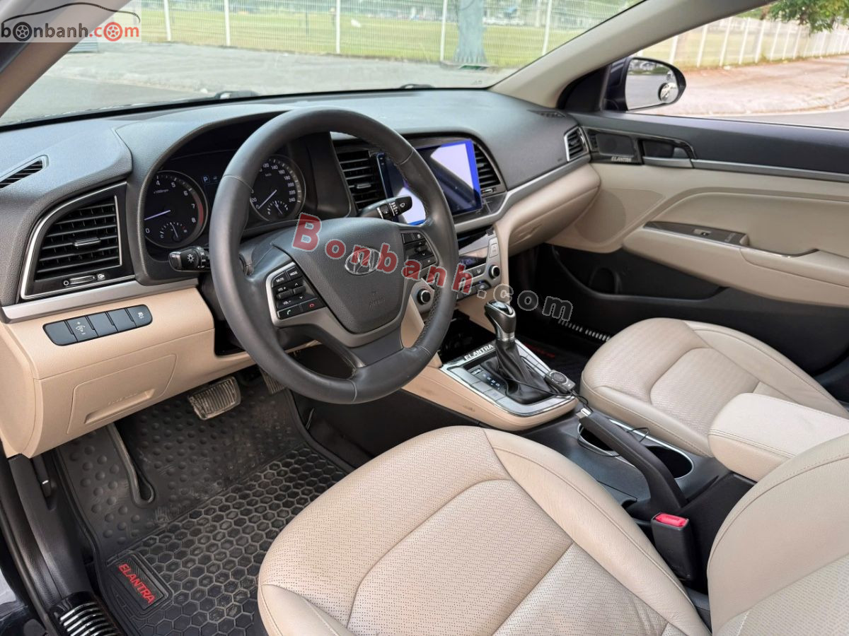 Bán ô tô Hyundai Elantra 1.6 AT - 2018 - xe cũ