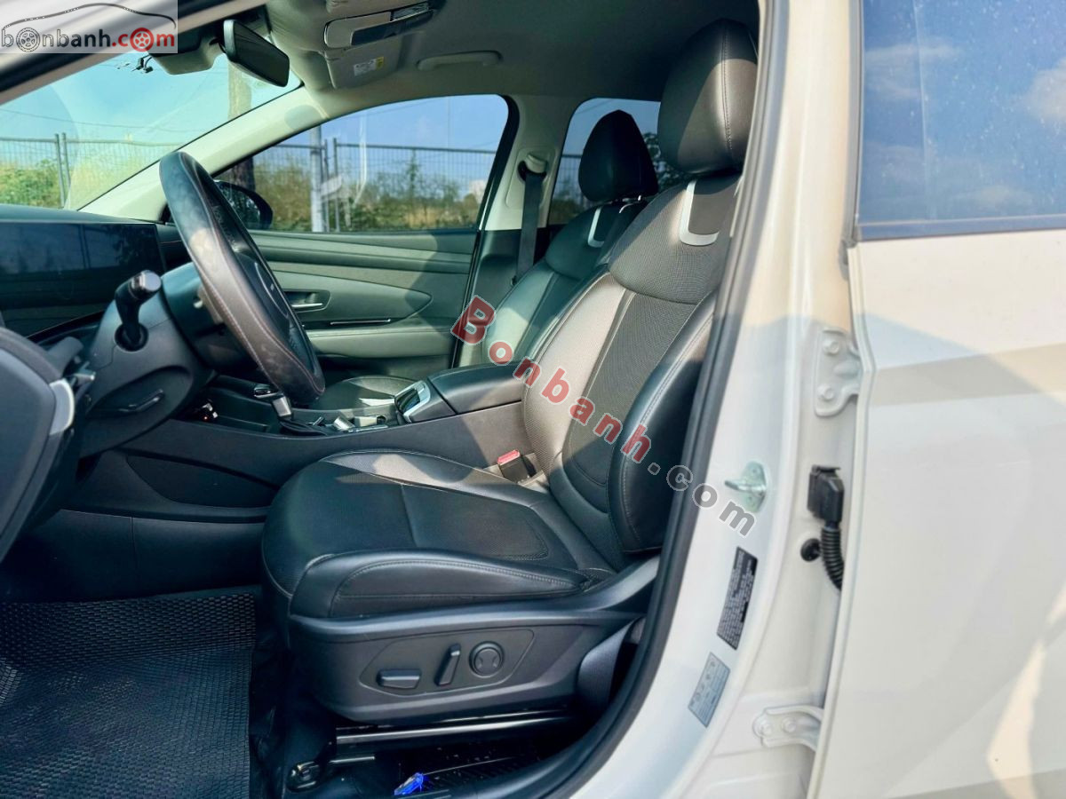Bán ô tô Hyundai Tucson 2.0 AT Đặc biệt - 2025 - xe cũ