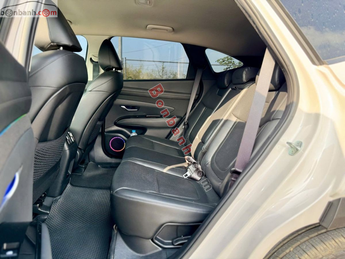 Bán ô tô Hyundai Tucson 2.0 AT Đặc biệt - 2025 - xe cũ