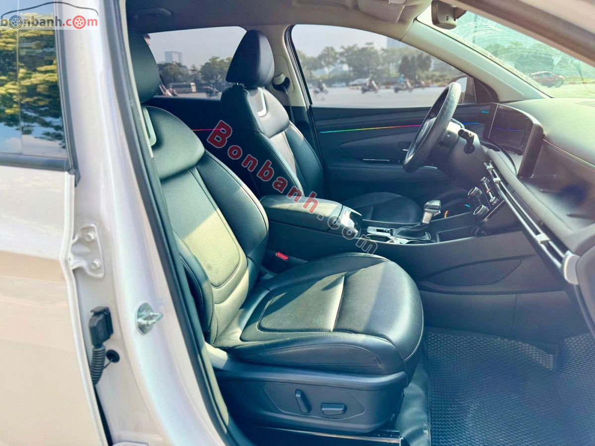 Bán ô tô Hyundai Tucson 2.0 AT Đặc biệt - 2025 - xe cũ