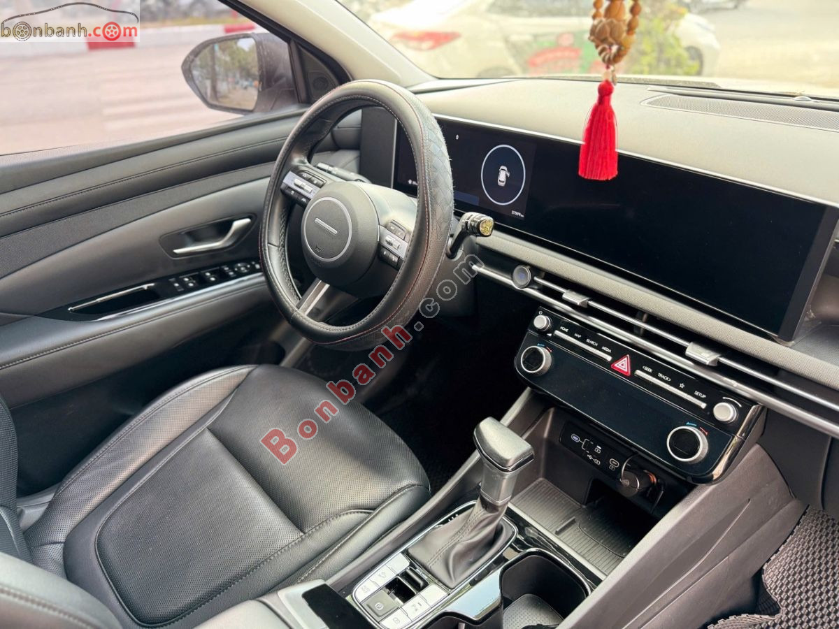 Bán ô tô Hyundai Tucson 2.0 AT Đặc biệt - 2025 - xe cũ