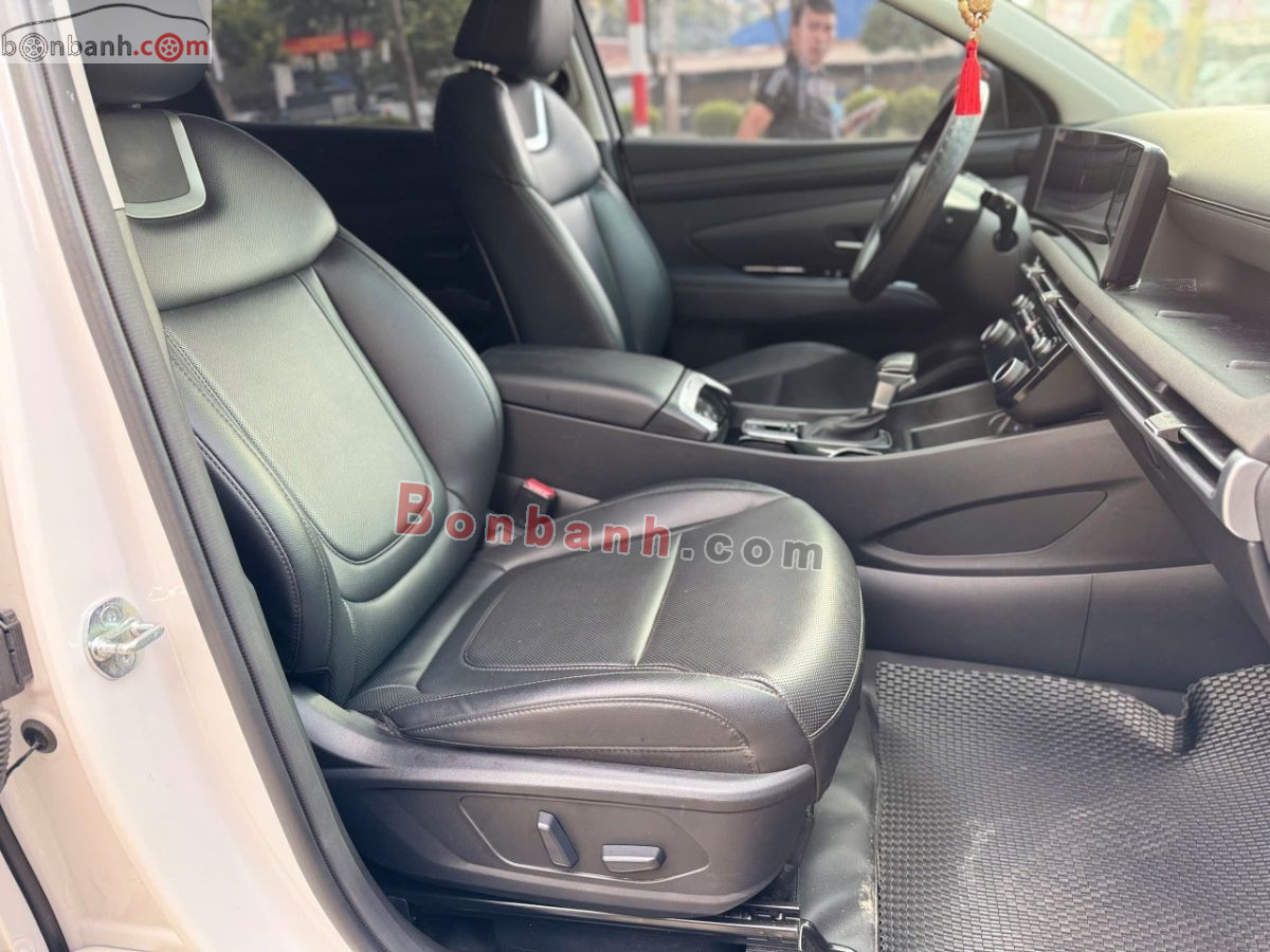 Bán ô tô Hyundai Tucson 2.0 AT Đặc biệt - 2025 - xe cũ