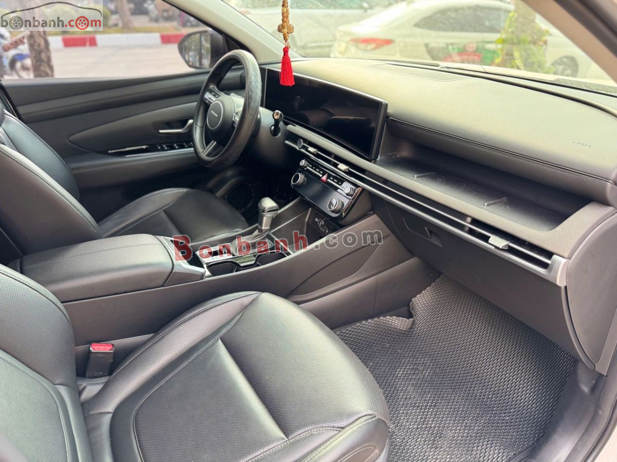Bán ô tô Hyundai Tucson 2.0 AT Đặc biệt - 2025 - xe cũ