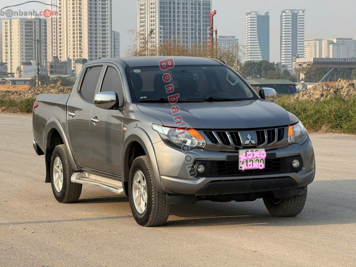 Bán ô tô Mitsubishi Triton 4x2 AT - 2017 - xe cũ