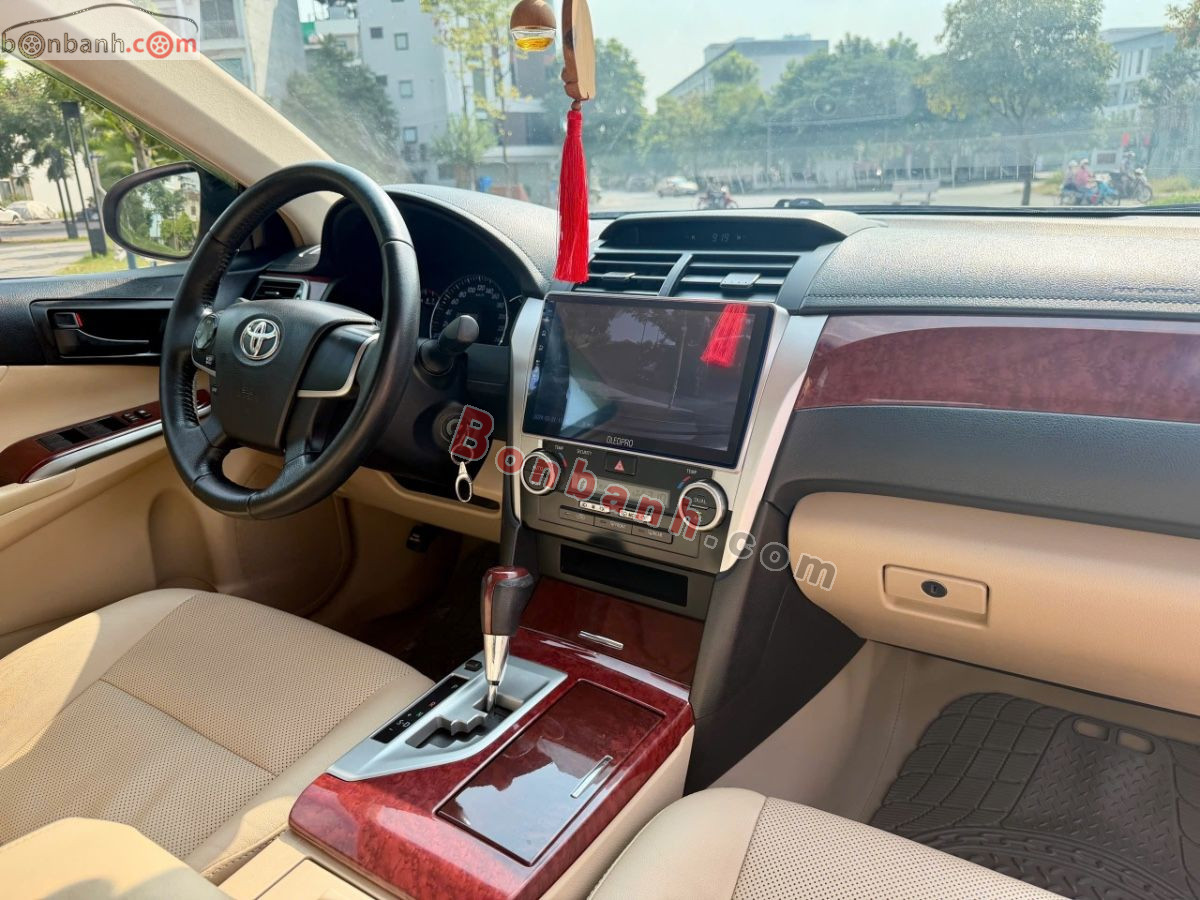 Bán ô tô Toyota Camry 2.0E - 2013 - xe cũ