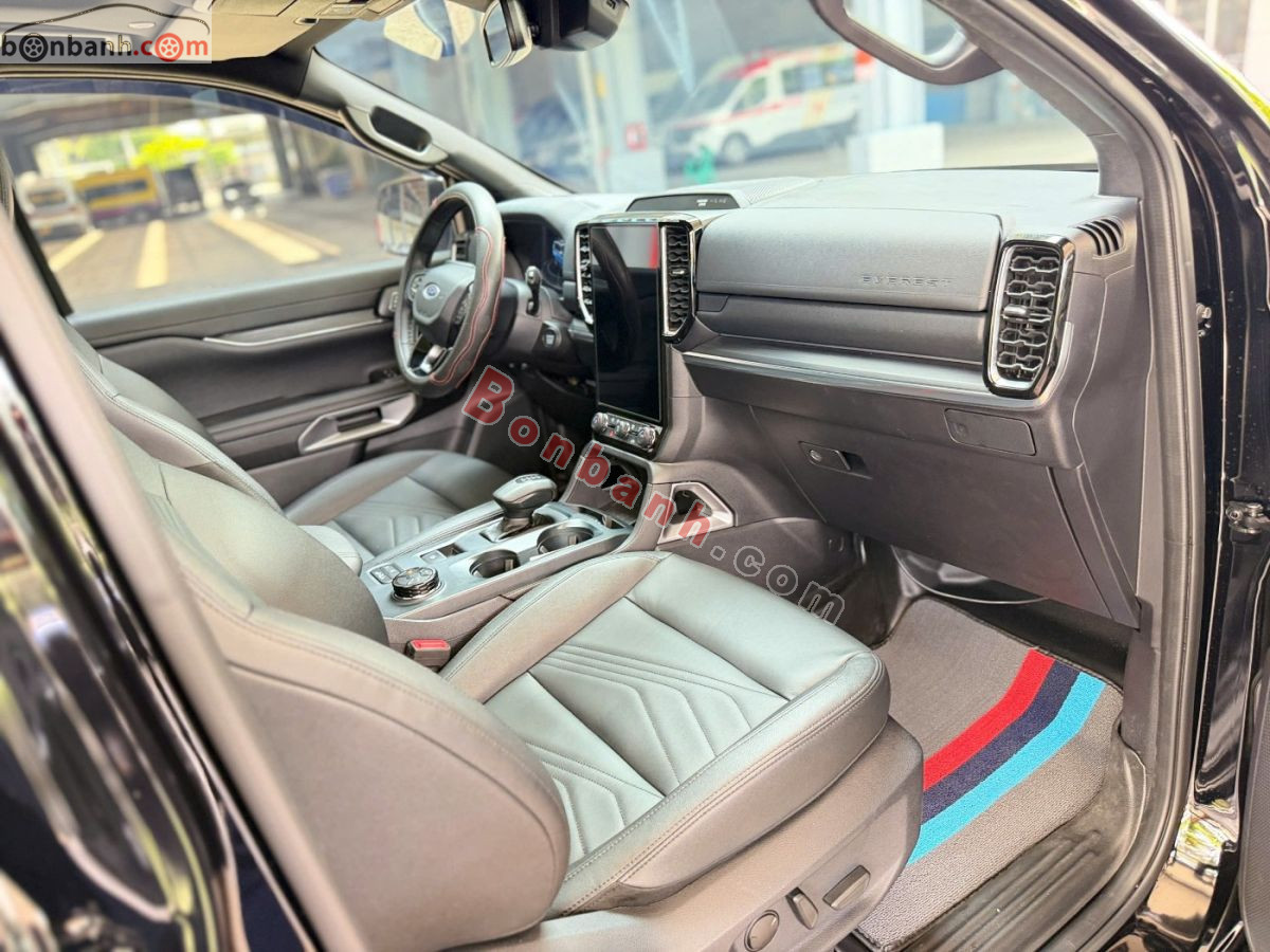 Bán ô tô Ford Everest Titanium 2.0L 4x2 AT - 2022 - xe cũ
