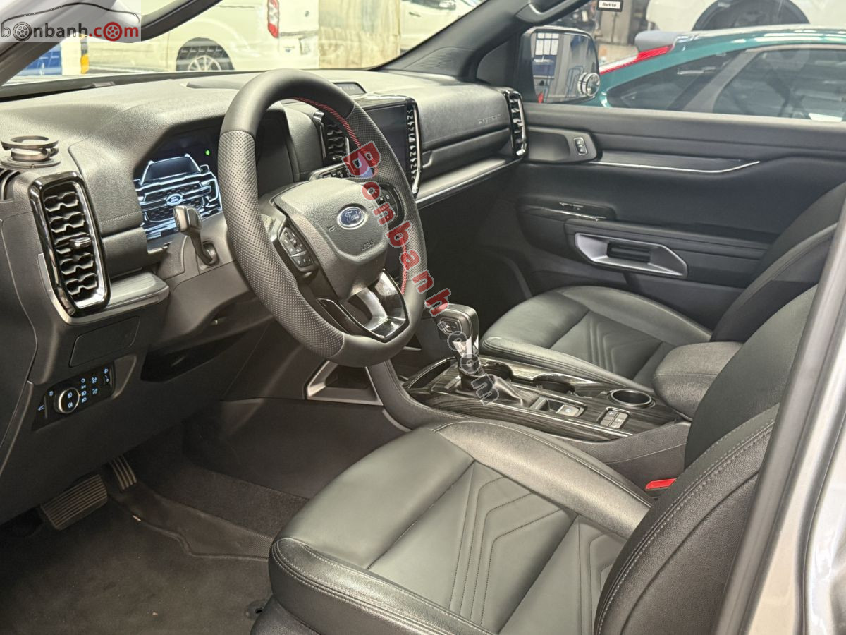 Bán ô tô Ford Everest Titanium 2.0L 4x2 AT - 2023 - xe cũ