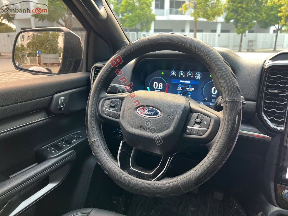 Bán ô tô Ford Everest Titanium 2.0L 4x2 AT - 2025 - xe cũ