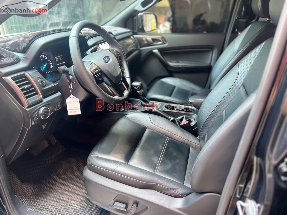 Bán ô tô Ford Everest Titanium 2.0L 4x2 AT - 2022 - xe cũ