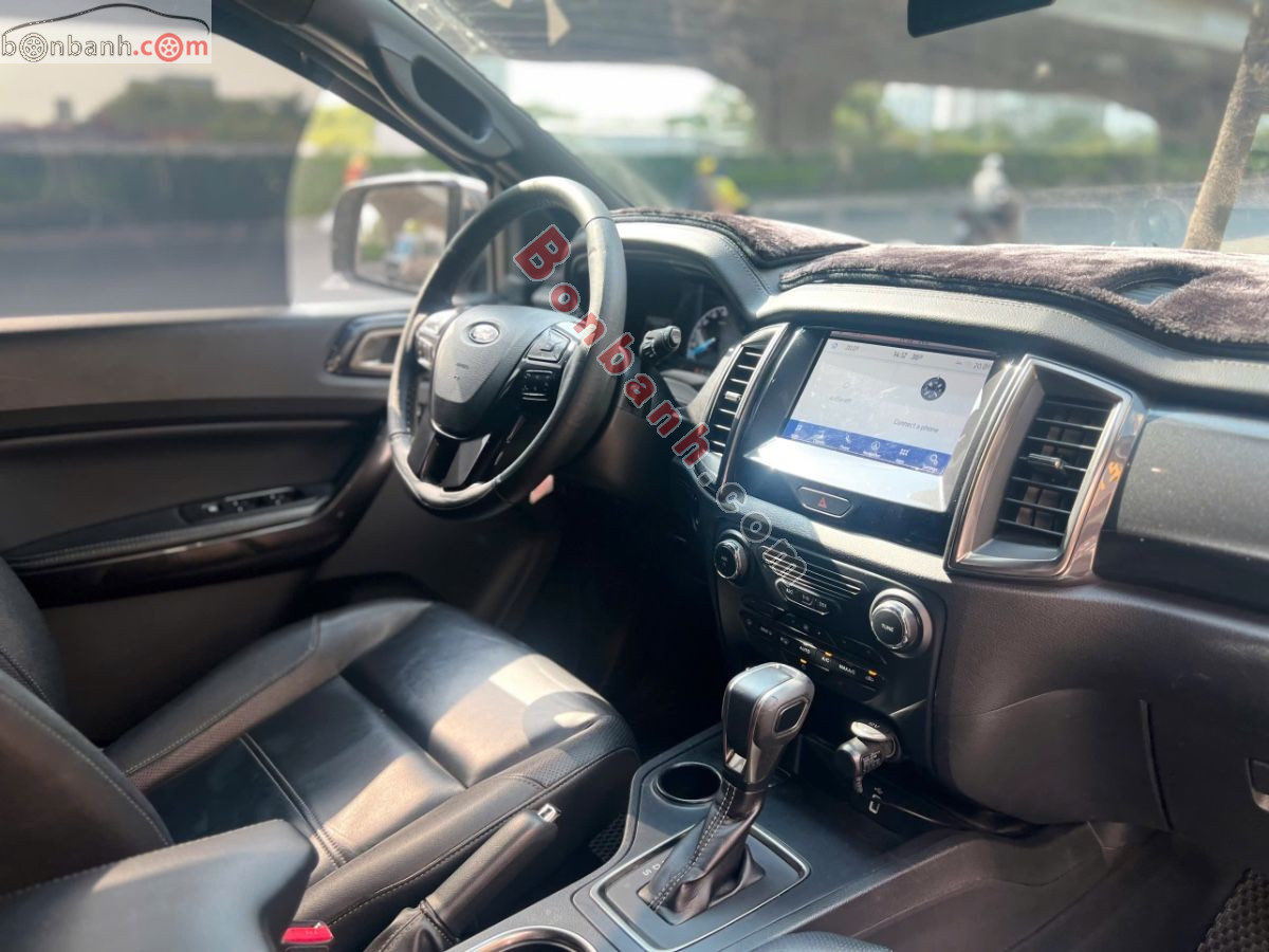 Bán ô tô Ford Everest Titanium 2.0L 4x2 AT - 2022 - xe cũ