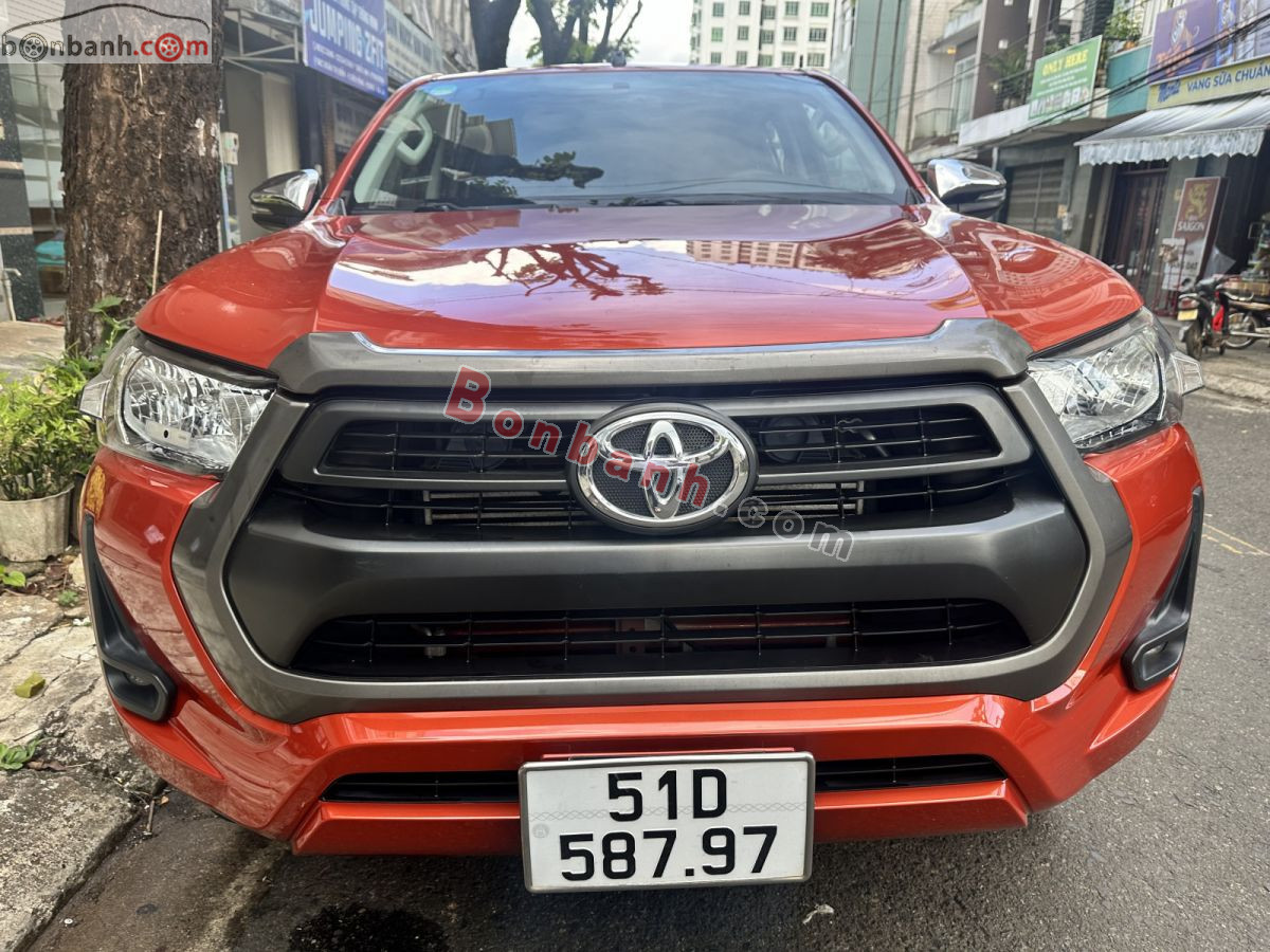 Bán ô tô Toyota Hilux 2.4L 4x2 AT - 2021 - xe cũ