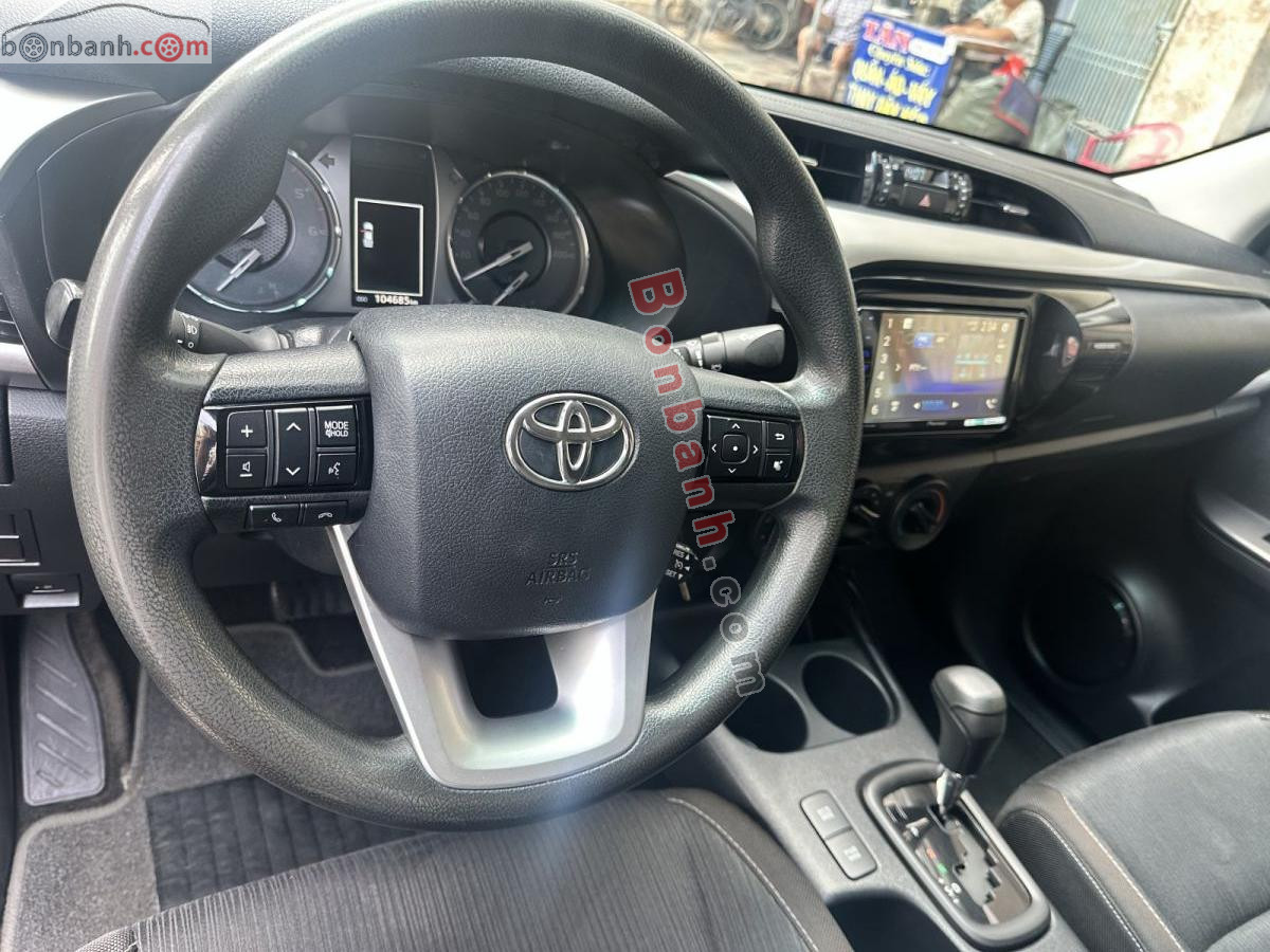 Bán ô tô Toyota Hilux 2.4L 4x2 AT - 2021 - xe cũ