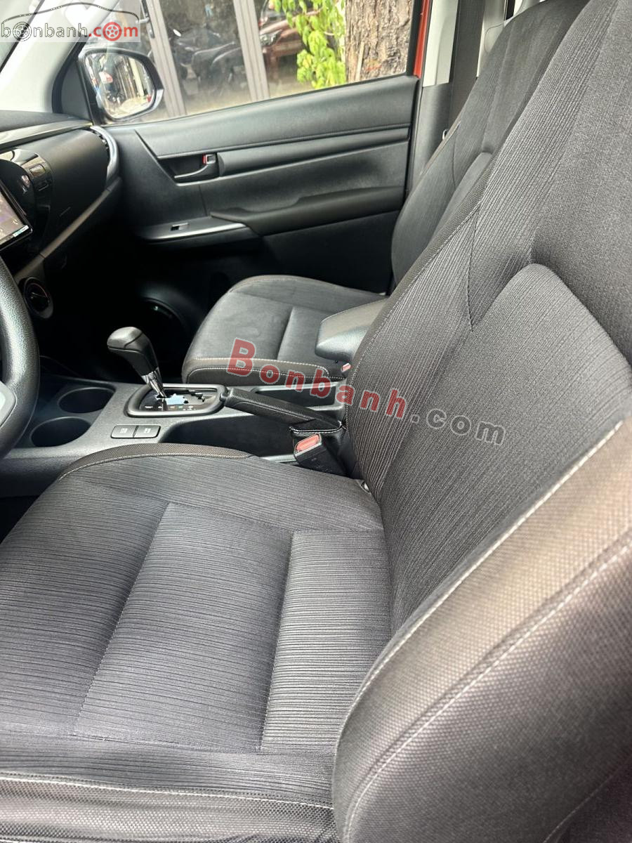 Bán ô tô Toyota Hilux 2.4L 4x2 AT - 2021 - xe cũ