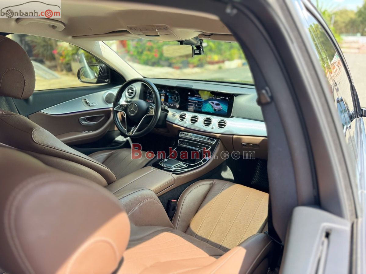 Bán ô tô Mercedes Benz E class E180 - 2022 - xe cũ