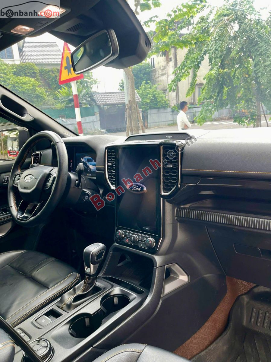 Bán ô tô Ford Ranger Wildtrak 2.0L 4x4 AT - 2024 - xe cũ