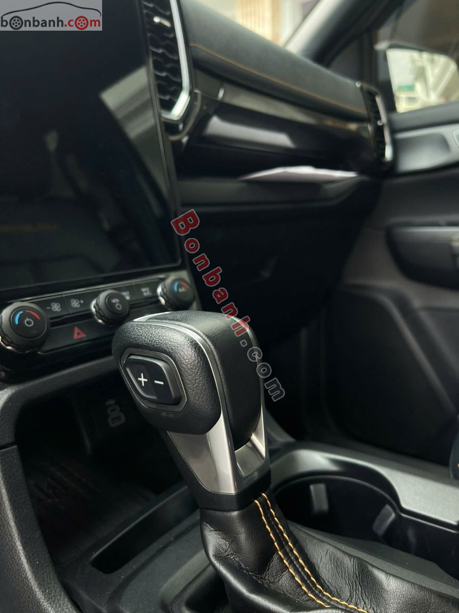 Bán ô tô Ford Ranger Wildtrak 2.0L 4x4 AT - 2024 - xe cũ