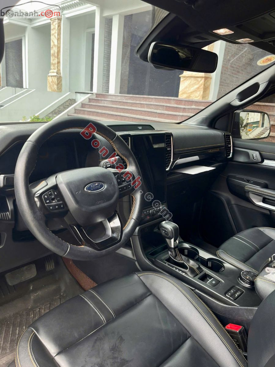 Bán ô tô Ford Ranger Wildtrak 2.0L 4x4 AT - 2024 - xe cũ