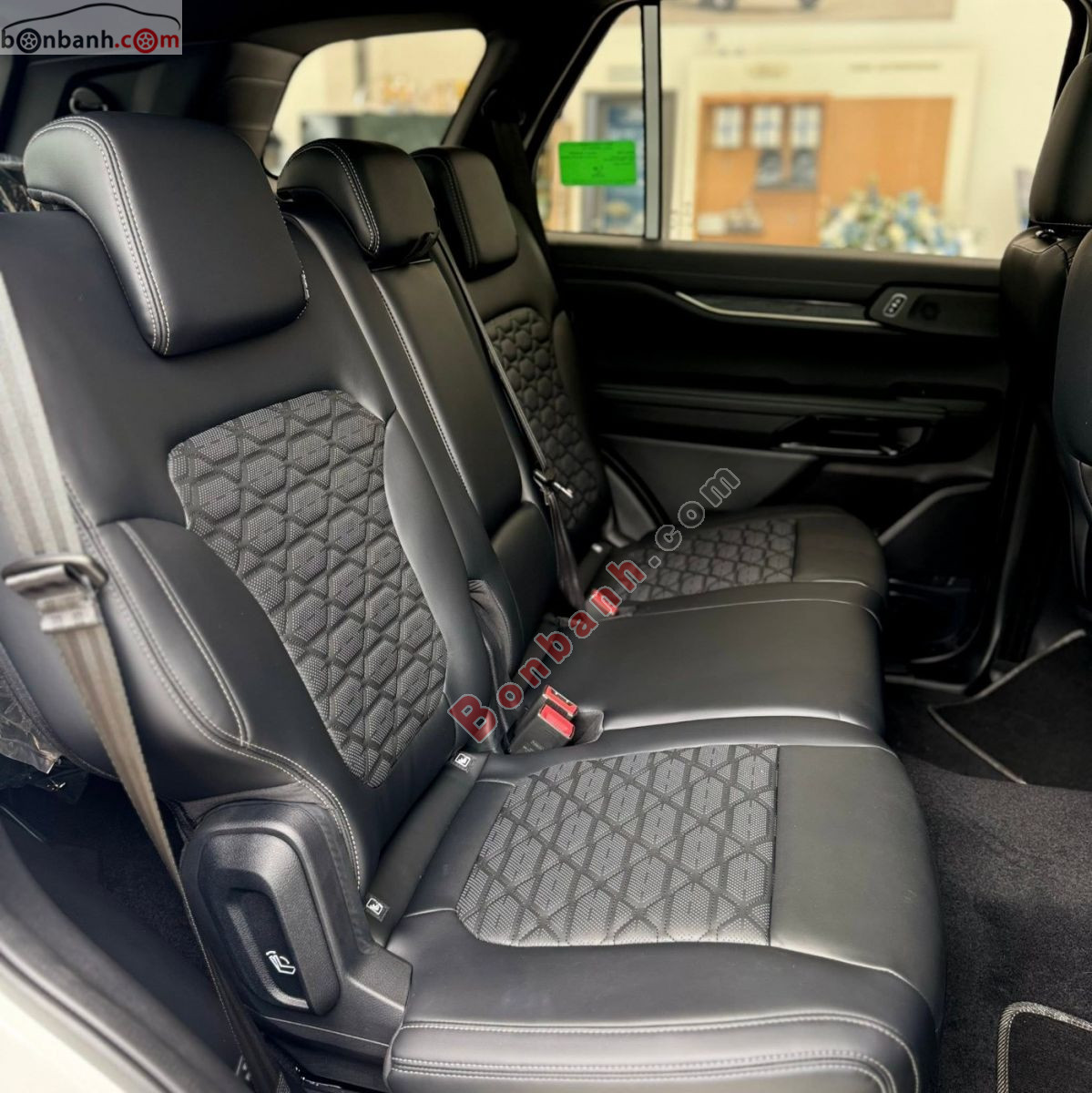 Bán ô tô Ford Everest Platinum 2.0L 4x2 AT - 2026 - xe mới