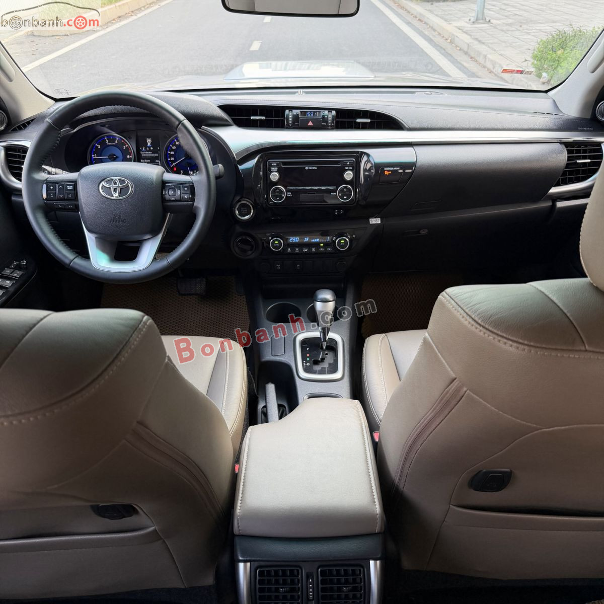Bán ô tô Toyota Hilux 2.8G 4x4 AT - 2016 - xe cũ